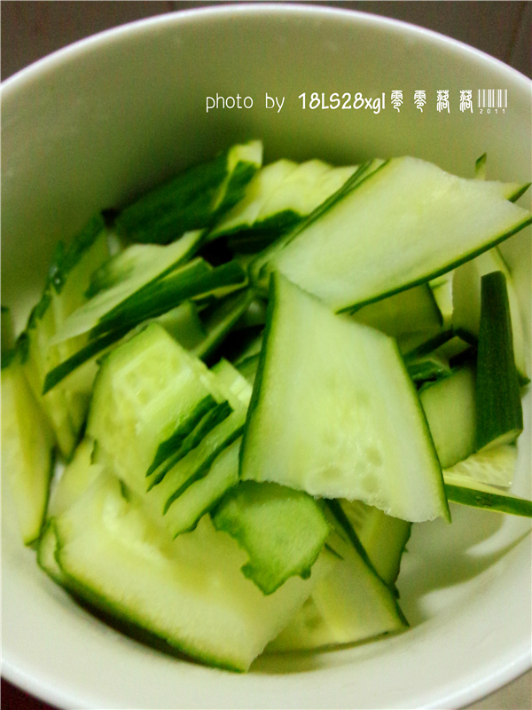 黄瓜木耳炒鸡蛋