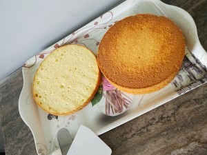 8寸奥利奥草莓水果蛋糕