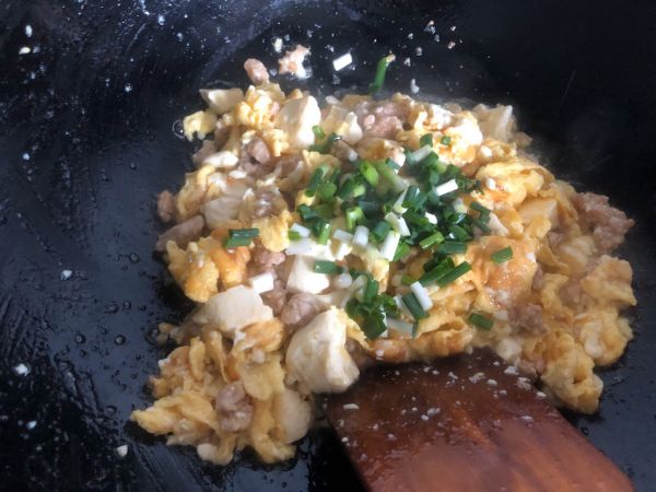 豆腐肉糜炒鸡蛋