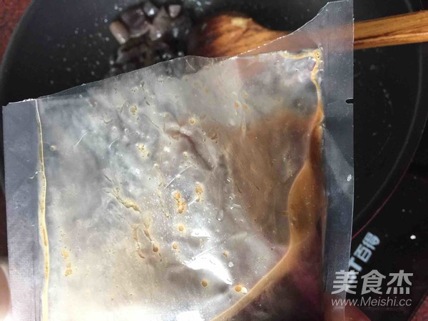 葱烧小海参的做法