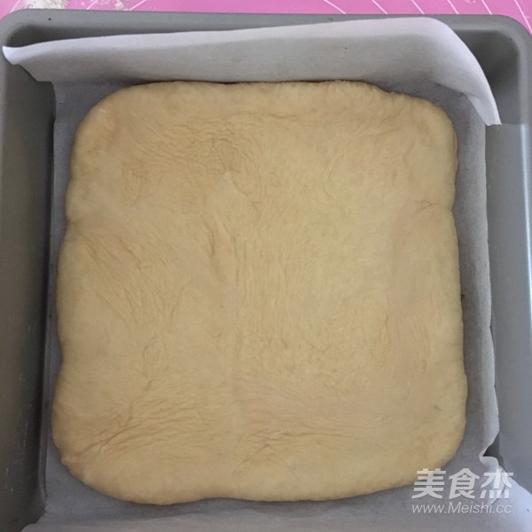 葱香肉松面包卷