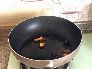 川味鸡丝拌面的做法