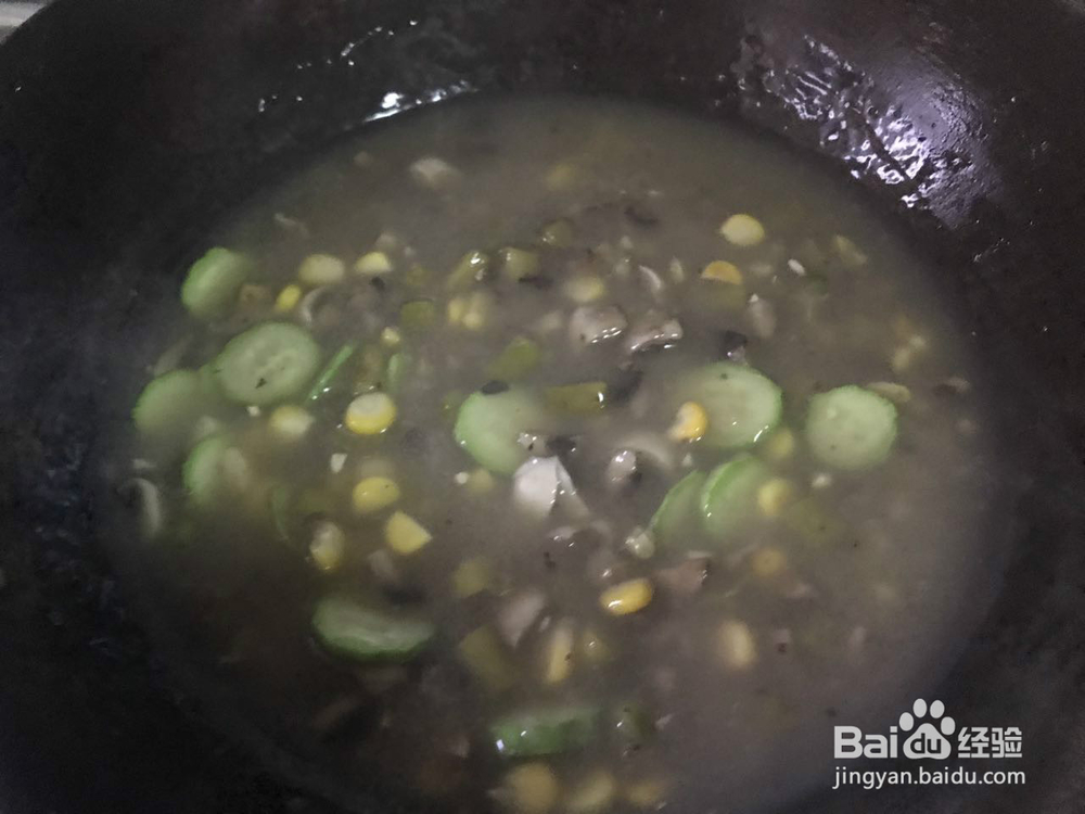 家常美食——蘑菇芦笋玉米浓汤