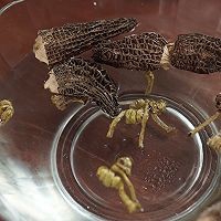羊肚菌石斛鲍鱼煲水鸭的做法