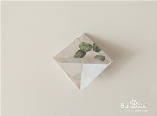 折纸----制作一个花朵相框