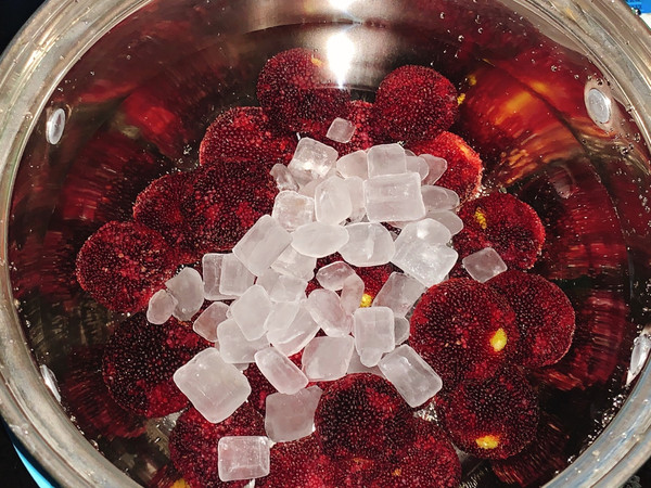 柠檬杨梅荔枝饮