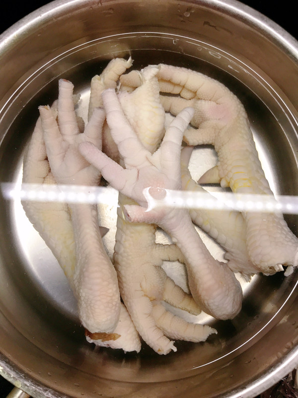 消暑鸡脚绿豆汤