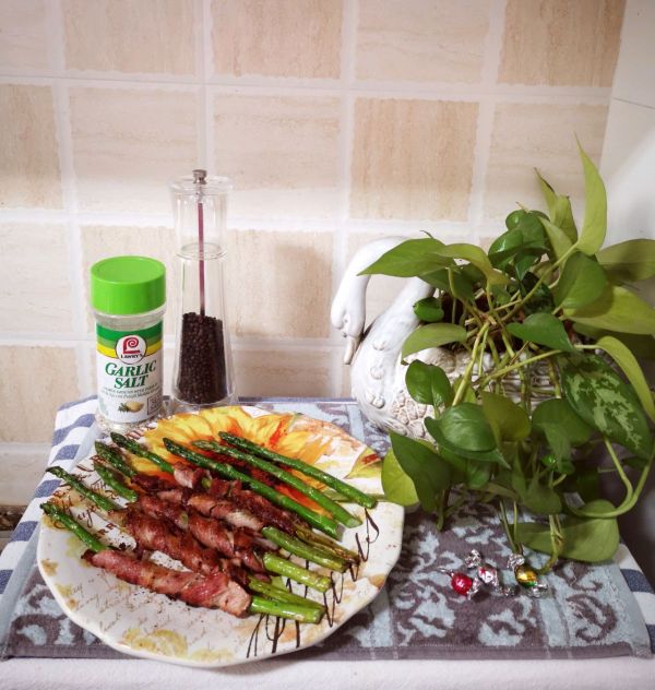 香煎培根芦笋卷