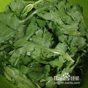 教你怎么做茼蒿炖带鱼