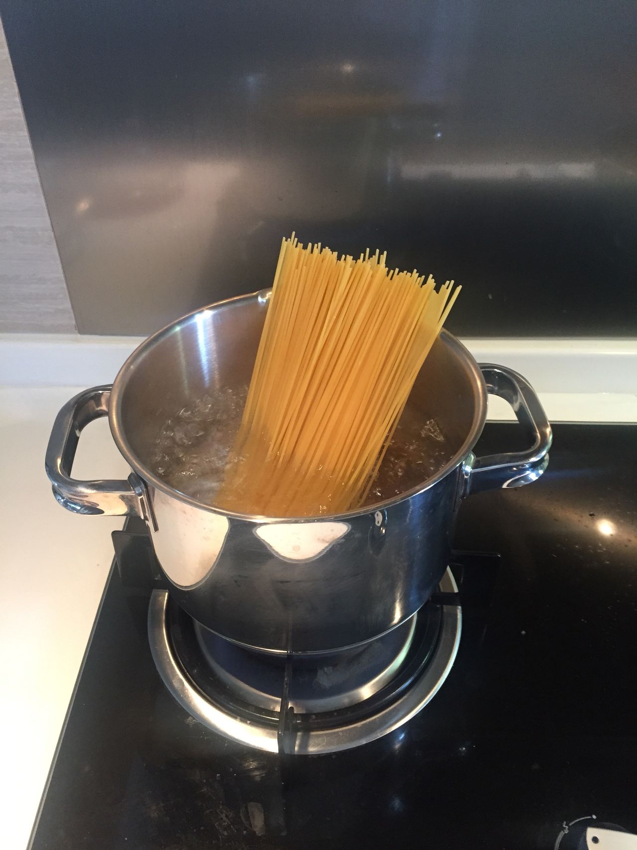 超美味的虾仁意面，每一口都是满满的幸福！