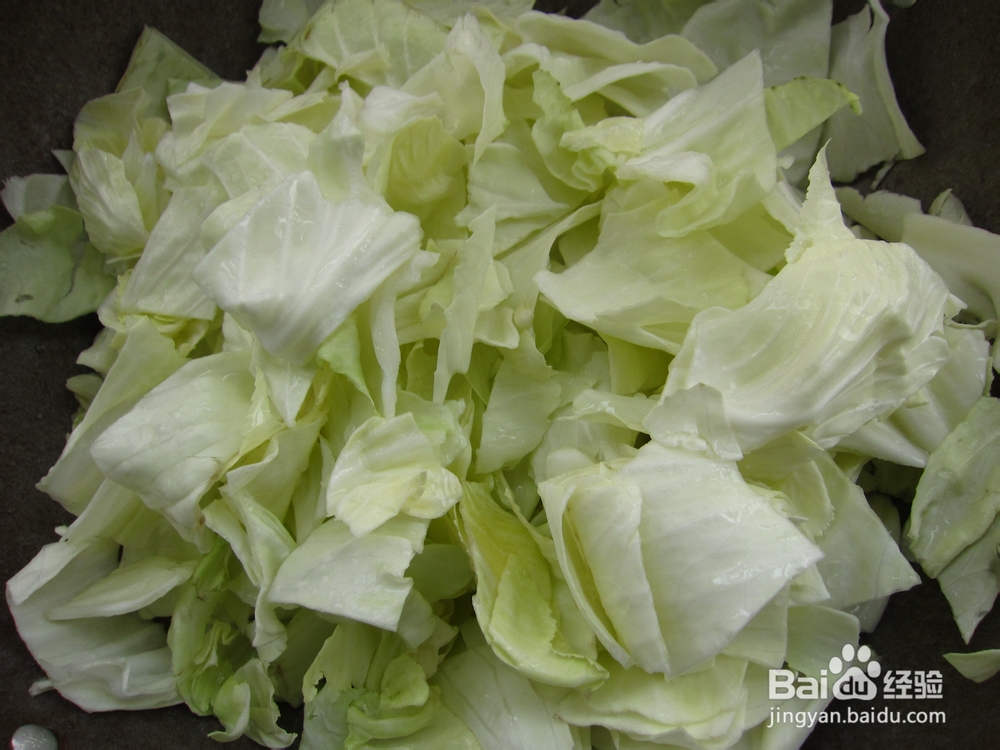 家常风味•炒包白菜的简易方法