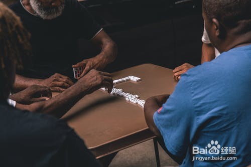 重疾险多少钱一年不同年龄有什么区别