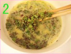 做厚蛋烧圆锅照样行!-香椿厚蛋烧