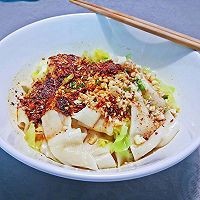 如何制作美味的陕西油泼面？