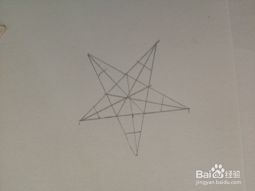如何画标准的五角星