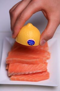 柠汁香煎三文鱼