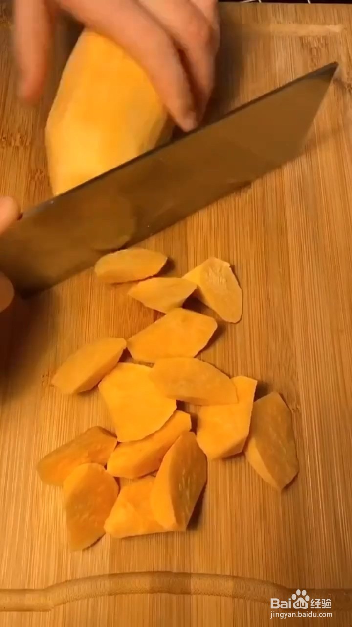 如何制作好吃的拔丝红薯