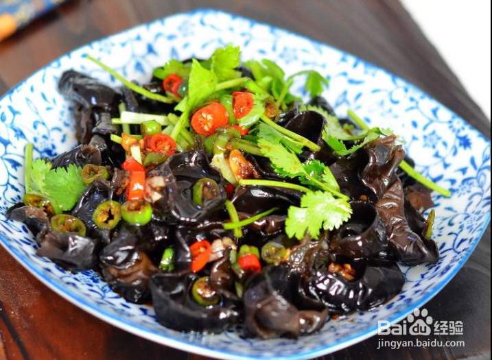 凉拌黑木耳的做法