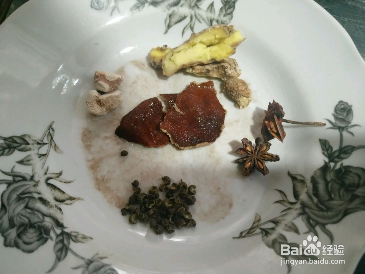 苦藠炖猪肚的做法