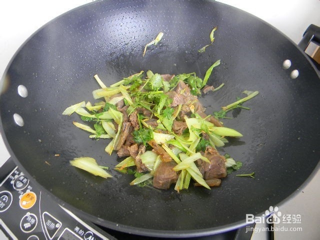 家常美味——葱爆牛肉片