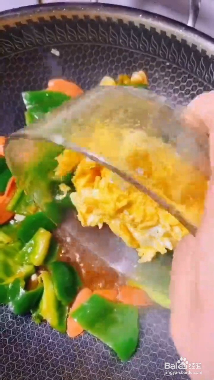 如何制作青椒炒鸡蛋