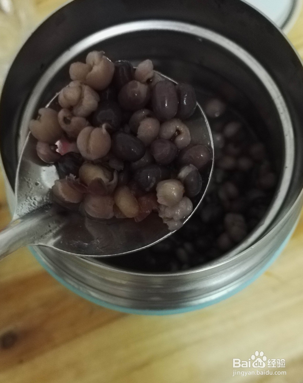 不用锅煮也可以喝到红豆薏米粥