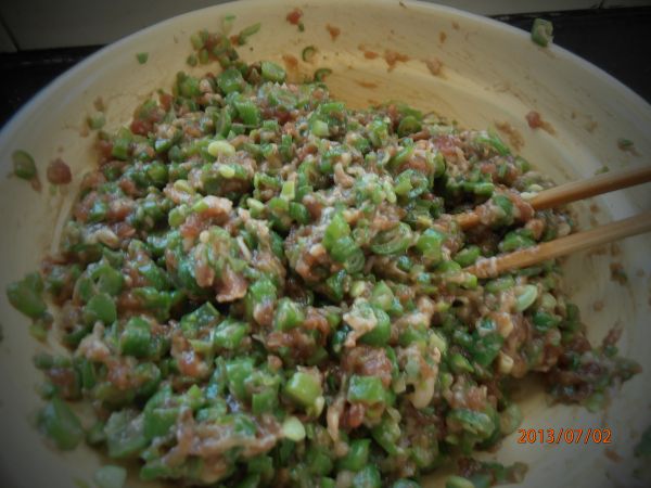 豆角猪肉馅包子