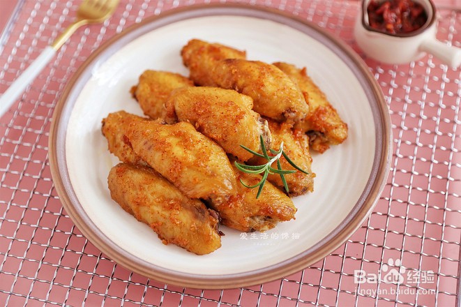 美味的蒜香烤翅