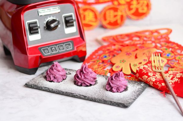 一道深受女士喜欢的减肥甜点--紫薯土豆泥