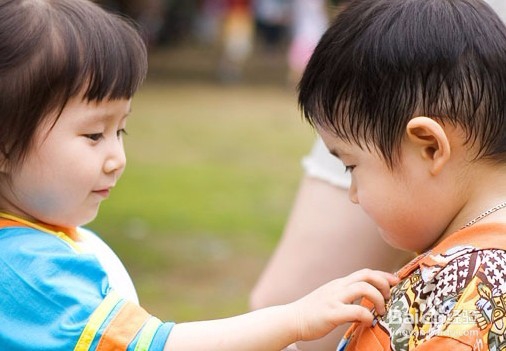 怎样让小孩在幼儿园呆的住