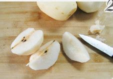 “梨藕百合汤”制作方法