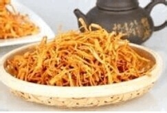 虫草花煲小鸡汤