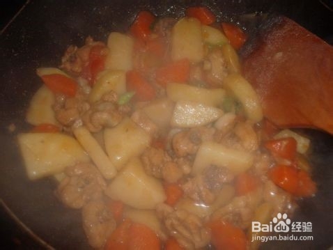 怎么做番茄土豆焖鸡肉