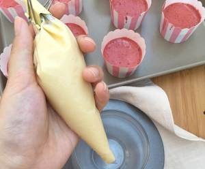 红丝绒乳酪戚风纸杯蛋糕怎么做