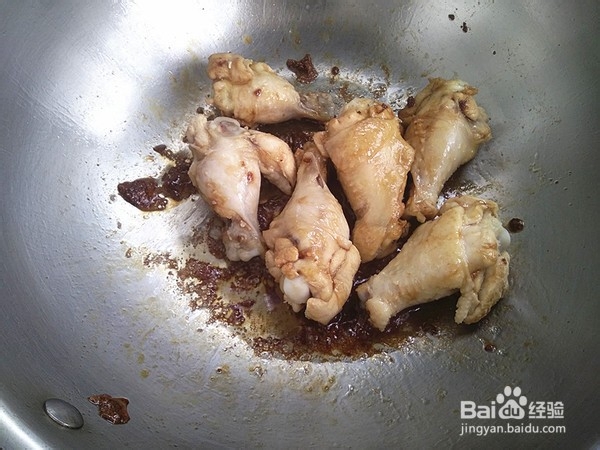 如何制作红烧鸡翅根