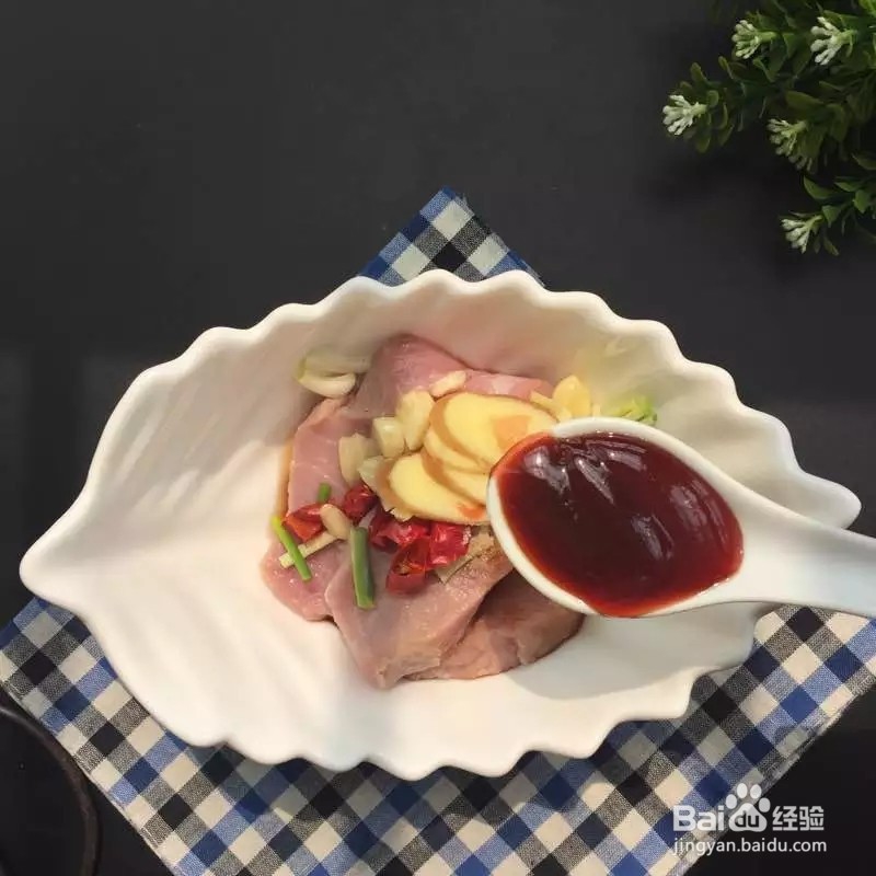 无敌简单，比买的要好吃100倍【蜜汁叉烧】