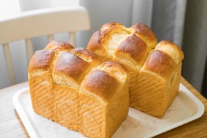 布里欧修皇冠吐司的做法