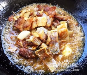 姜烧五花肉米鱼干