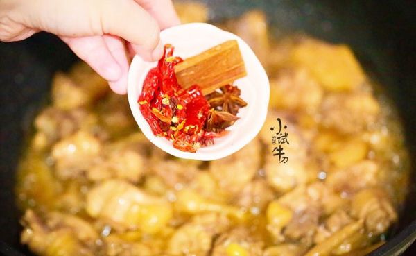 养生姜汁热窝鸡