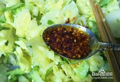 麻油蒜蓉卷心菜怎么做好吃？