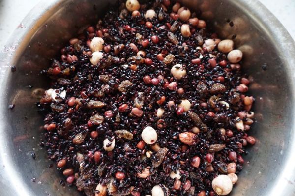 紫米八宝锥形粽子