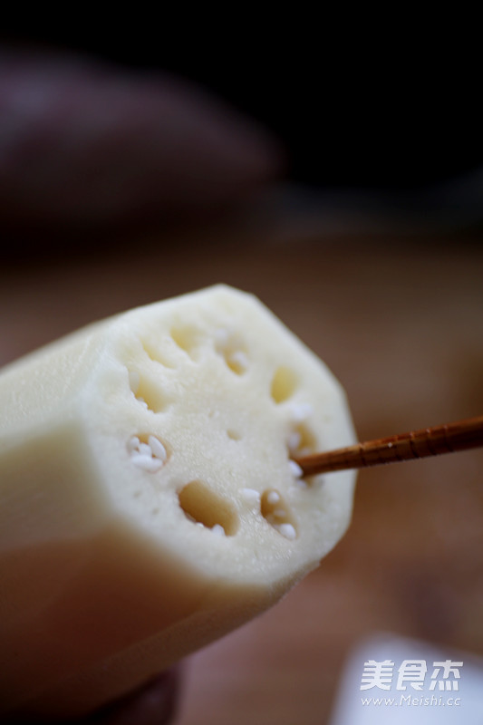 枣香糯米藕的做法