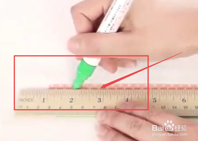 宝宝齐刘海怎么剪图解