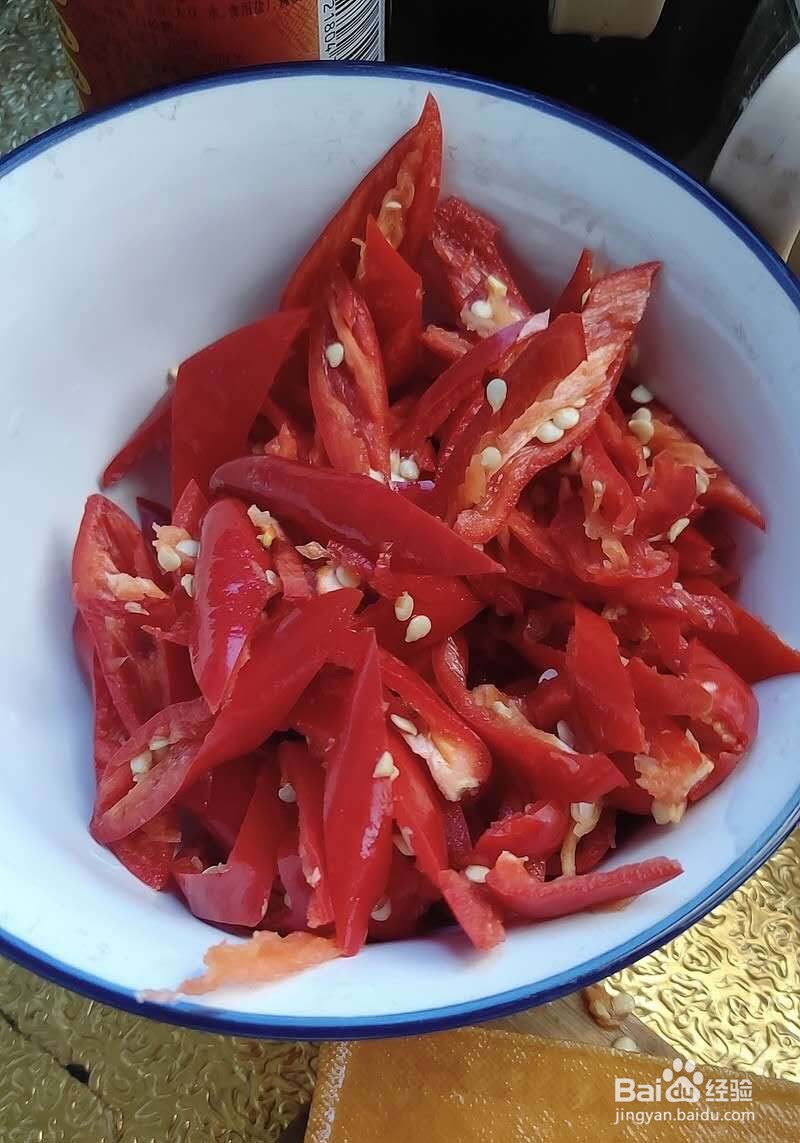豆干炒辣椒的做法