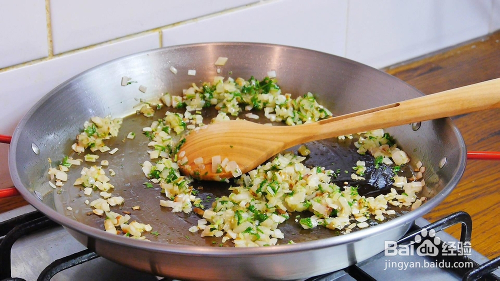 每日美食-西班牙海鲜饭的做法