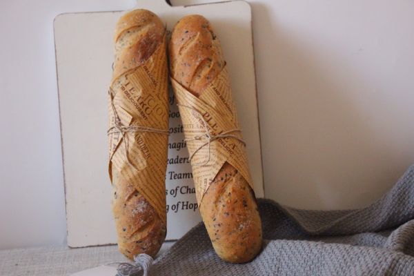 黑芝麻无花果软欧