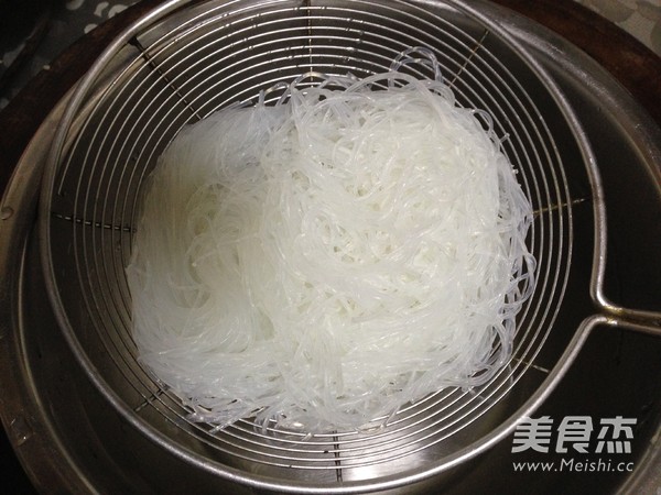 韭菜鸡蛋炒粉丝