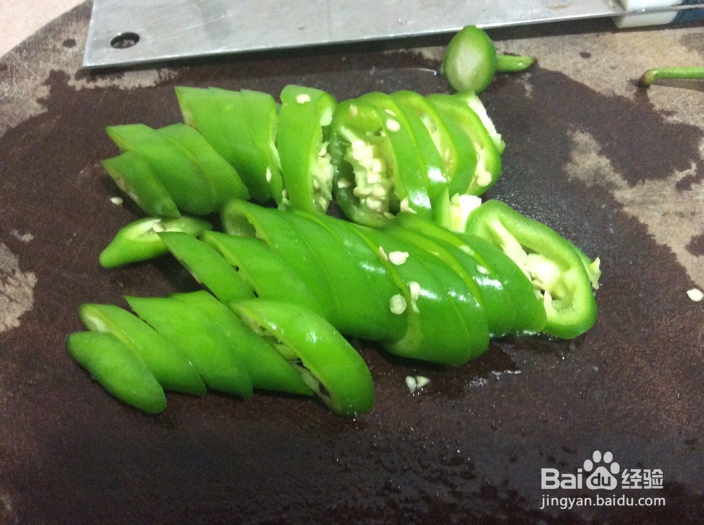 茄子炒肉怎样做好吃？茄片小炒肉