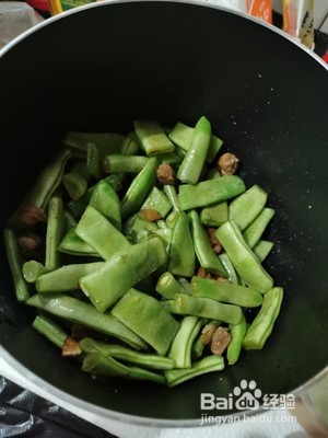 豆角炒肉做法
