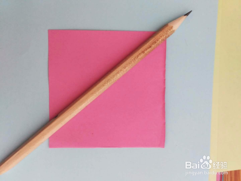 多妈亲子手工剪纸动物一条小鱼